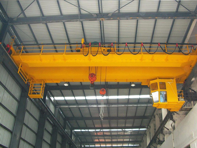QP型抓斗、電磁兩用橋式起重機(jī)