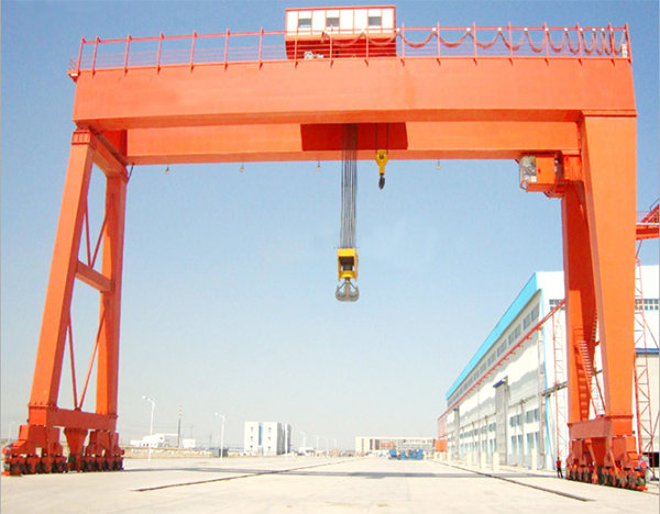 MG單鉤軌道式龍門吊